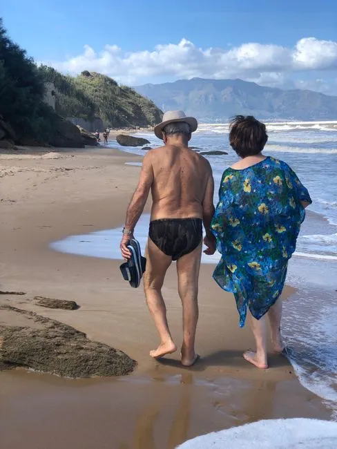 Older adult in Alaska connecting with a Medicare-covered online therapist