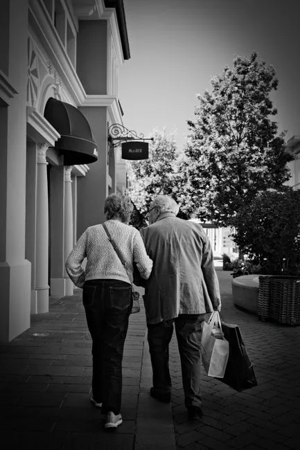 Older adult in Billings, Montana connecting with a Medicare-covered online therapist