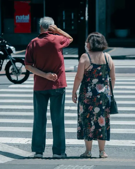 Older adult in Bridgeport, Connecticut connecting with a Medicare-covered online therapist