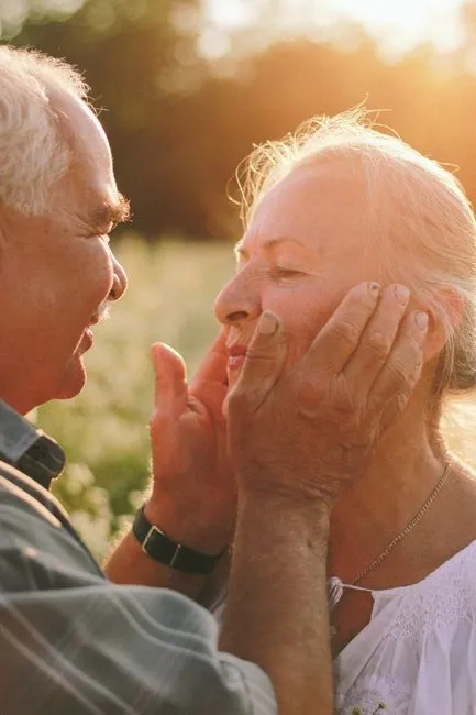 Older adult in Burlington, Vermont connecting with a Medicare-covered online therapist