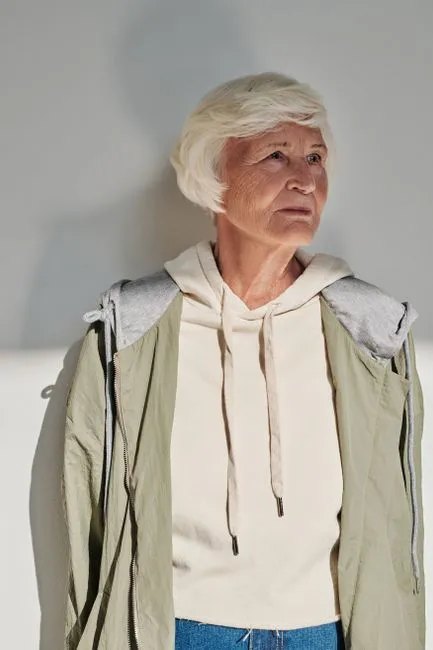Older adult in California connecting with a Medicare-covered online therapist