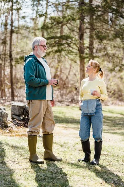 Older adult in Colchester, Vermont connecting with a Medicare-covered online therapist