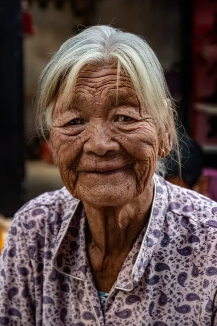 Older adult in Concord, New Hampshire connecting with a Medicare-covered online therapist
