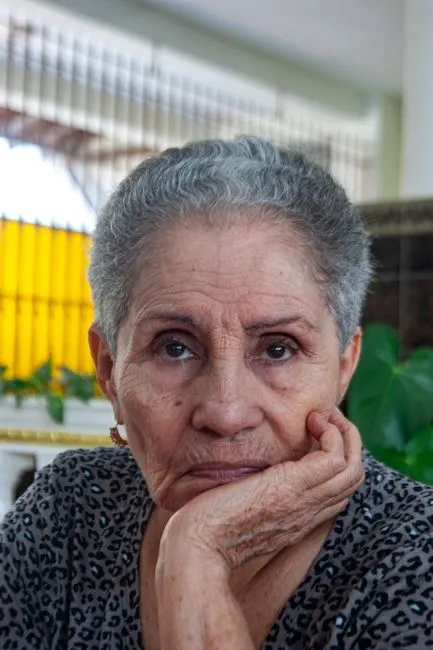 Older adult in Cranston, Rhode Island connecting with a Medicare-covered online therapist