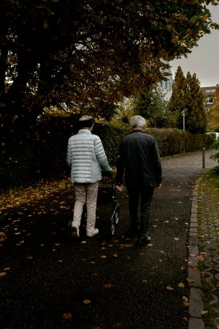 Older adult in Dayton, Ohio connecting with a Medicare-covered online therapist