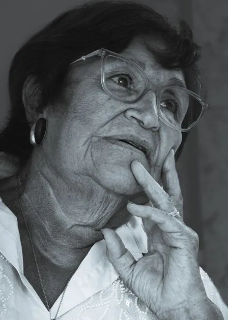 Older adult in Derry, New Hampshire connecting with a Medicare-covered online therapist
