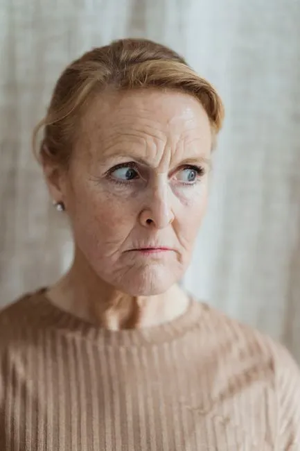 Older adult in East Providence, Rhode Island connecting with a Medicare-covered online therapist
