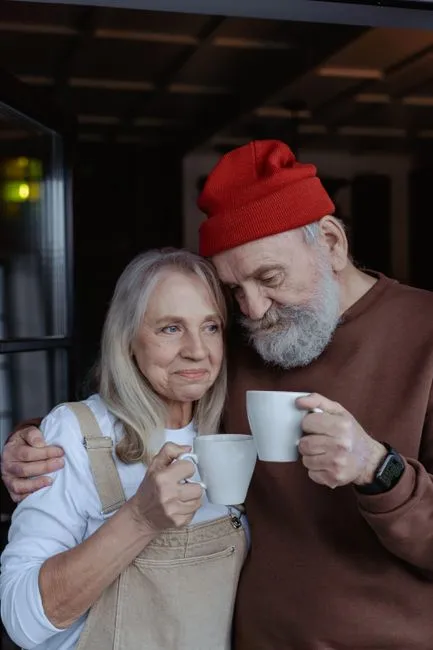 Older adult in Gillette, Wyoming connecting with a Medicare-covered online therapist