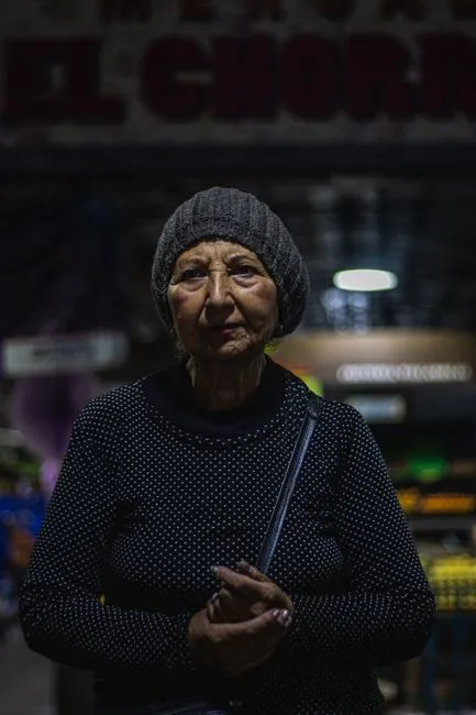 Older adult in Greensboro, North Carolina connecting with a Medicare-covered online therapist