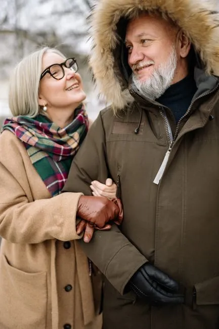 Older adult in Idaho connecting with a Medicare-covered online therapist
