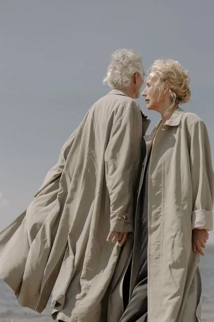 Older adult in Maine connecting with a Medicare-covered online therapist