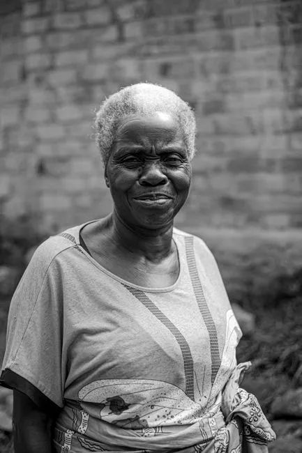 Older adult in Norfolk, Virginia connecting with a Medicare-covered online therapist