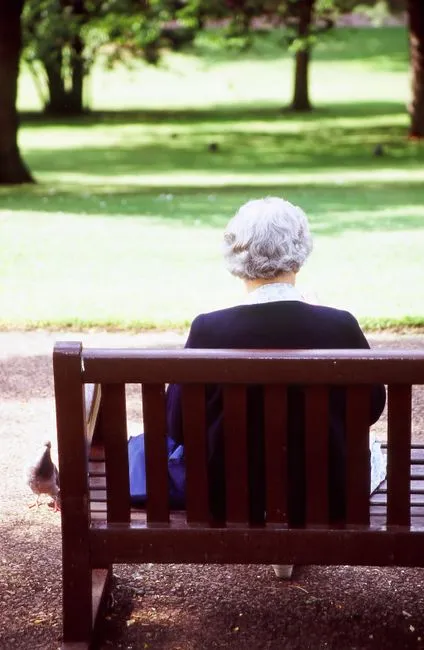 Older adult in Oklahoma connecting with a Medicare-covered online therapist
