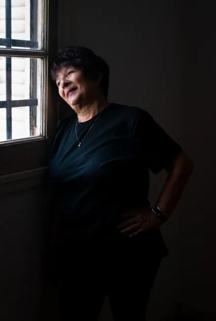 Older adult in Paradise, Nevada connecting with a Medicare-covered online therapist