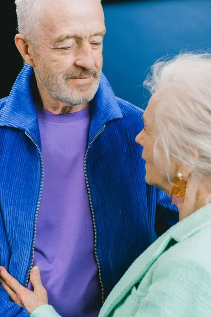Older adult in Pasadena, Texas connecting with a Medicare-covered online therapist