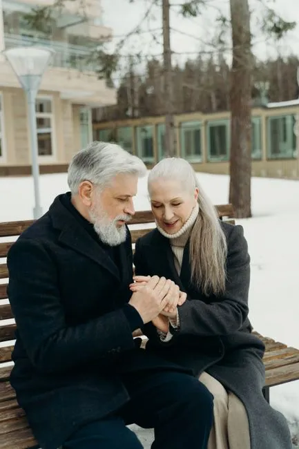 Older adult in Rapid City, South Dakota connecting with a Medicare-covered online therapist