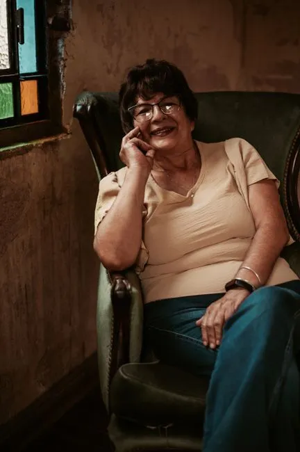 Older adult in Rutland City, Vermont connecting with a Medicare-covered online therapist