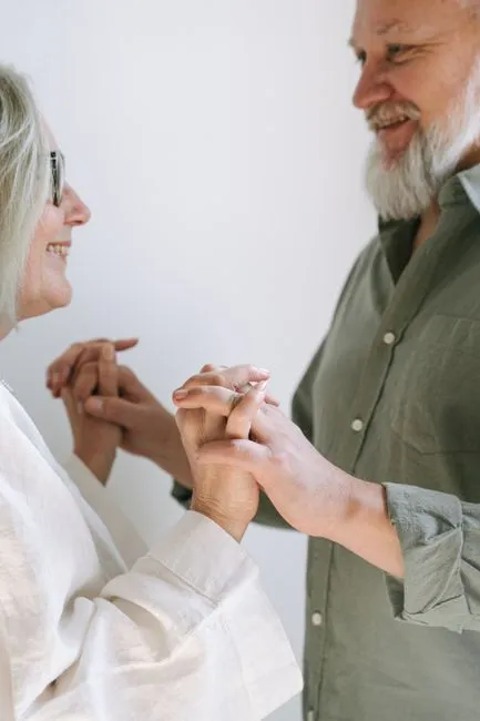 Older adult in Springfield, Missouri connecting with a Medicare-covered online therapist