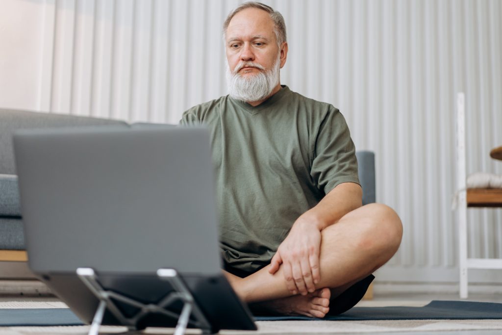 Advantages of Virtual Therapy for Senior Mental Health: Convenience, Accessibility, and Privacy