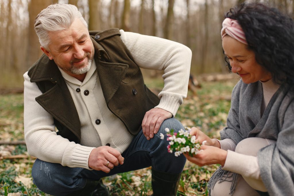 Aging Gracefully: The Role of Superfoods in the Senior Diet