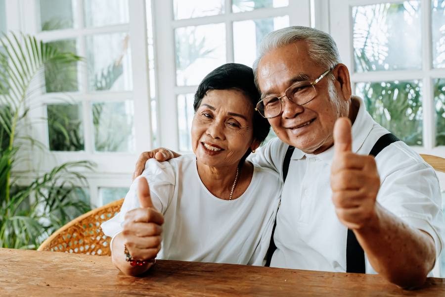 Handling Mood Swings in Seniors: Practical Tips for Caregivers