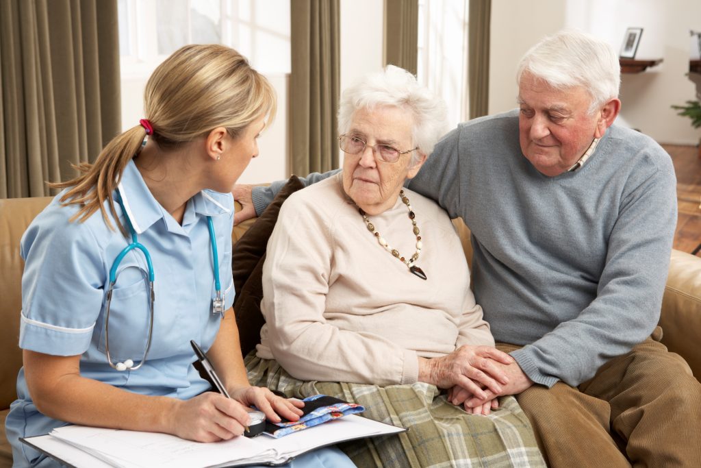 When Is It Time to Talk About Assisted Living? 5 Signs You Shouldn’t Ignore