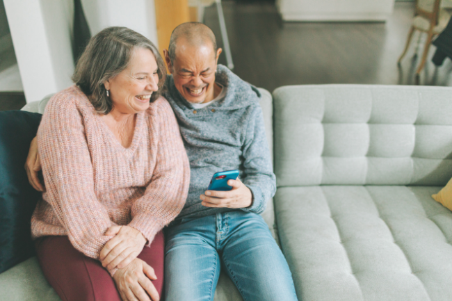 elderly couple having an online therapy session